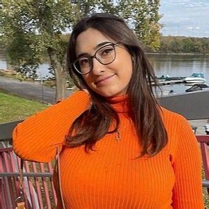 Join qveenjulia's Fanhouse! .